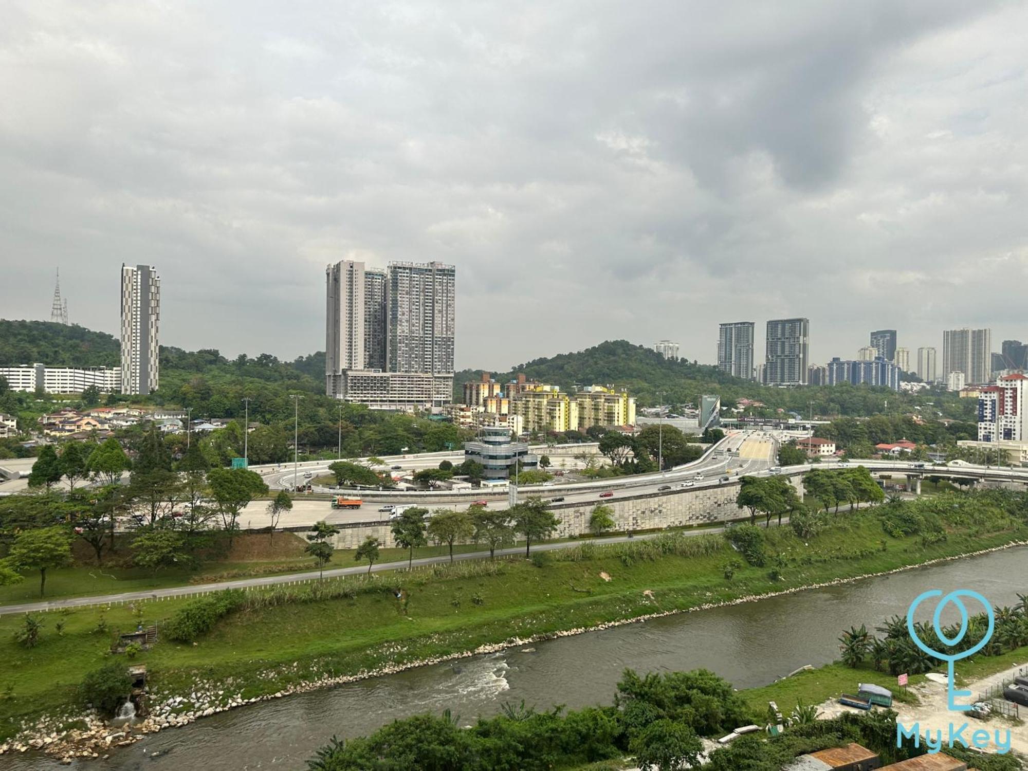 Millerz Square By Mykey Lejlighed Kuala Lumpur Eksteriør billede Seremban